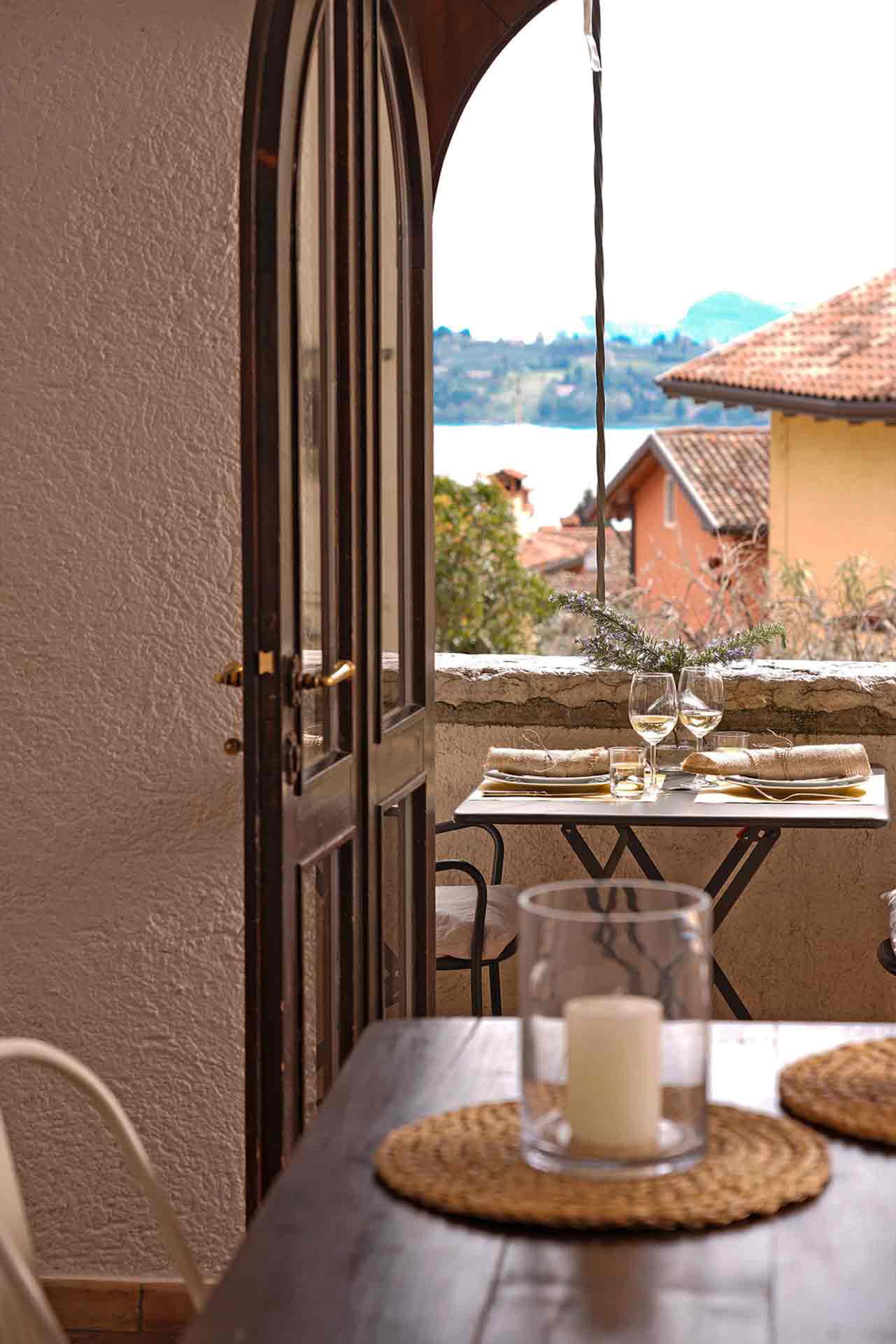 Holidays Apartments in Gardone Riviera